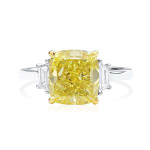 Bague de fiançailles en argent 925 Moissanite avec coussin jaune élégant et trois pierres bijoux de mariage OEM ODM fournisseur d'usine - Product Image 1