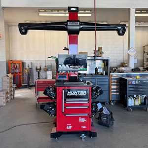 ขายเครื่องตั้งศูนย์ล้ออัตโนมัติ Hunter 3D พร้อมจอแสดงผลดิจิตอล สำหรับร้านซ่อมรถยนต์ - Product Image 1