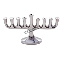 Classique Religieux Cuivre Antique 7 Branches Temple Bougeoir Menorah Église Menorah Bougeoir À La Main Fabricant