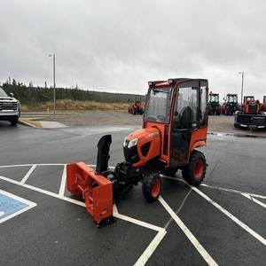Cabine Kubota BX2680 : Solution fiable pour tracteur, offrant des performances de qualité supérieure, une installation facile et une valeur durable. - Product Image 6