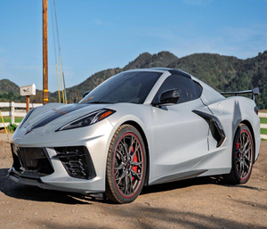 Chevrolet Corvette Stingray 2LT Coupé 2023, Paquete H700, Motor V8 Supercargado, Equipamiento Industrial OEM de Alta Gama - Product Image 1