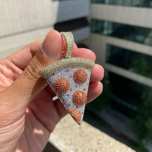 Colgante de pizza de Hip Hop de plata esterlina S925 personalizado con diamantes VVS de corte brillante redondo y moissanita - Product Image 6