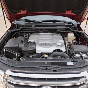 Alerte Offre Exceptionnelle! Toyota Land Cruiser 2014 Super Propre, Moteur V8 5.7L, Transmission Automatique 4x4, Extérieur Rouge Salsa Perlé, SUV de Luxe - Product Image 6