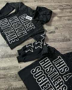 Streetwear de haute qualité avec logo personnalisé sweats à capuche sérigraphiés en coton surdimensionné Boxy vieilli avec fermeture éclair et strass - Product Image 1