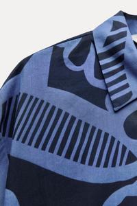 Chemise imprimée à la mode pour femmes avec des motifs élégants, parfaite pour les vêtements décontractés et de bureau, disponible au prix de gros - Product Image 6