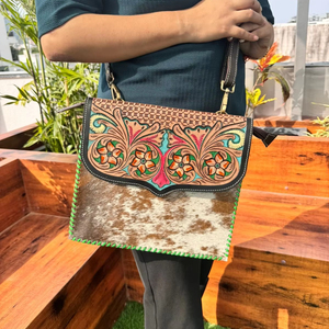 Bolso de mano de cuero tallado a mano, bolso de cuero de piel de vaca, bolso gitano bohemio hecho a mano, bolsos multiusos con estilo occidental - Product Image 2