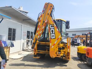 Chargeuse-pelleteuse JCB 4CX Engins de terrassement d'occasion de qualité meilleure garantie d'un an sur la boîte de vitesses incluse - Product Image 6