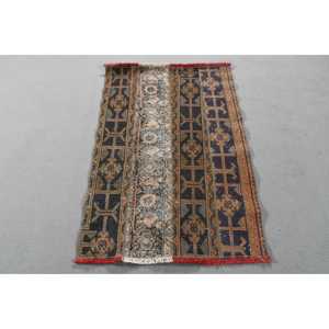 Alfombra Vintage, Alfombra Turca Pequeña de 2,7x4 pies, Alfombra Oriental Negra y Roja - Product Image 1
