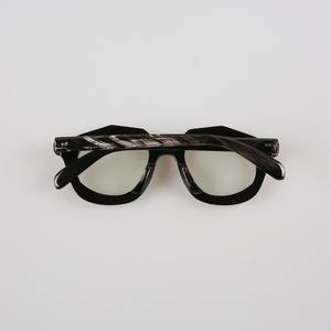 Monturas Ópticas Hechas a Mano con Cuerno de Búfalo para Gafas - Product Image 3