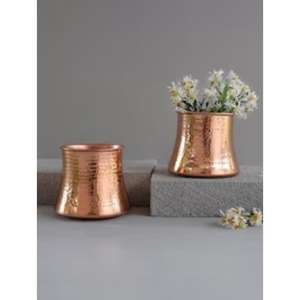 Jarrón Metálico Contemporáneo con Forma Artística Esculpida para Decoración del Hogar de Primera Calidad y Exhibición Elegante de Arreglos Florales - Product Image 3