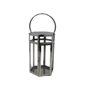 Lanterne décorative en acier faite à la main de style classique en cuir de nickel avec bougeoir décor de jardin personnalisé pour Noël - Product Image 1