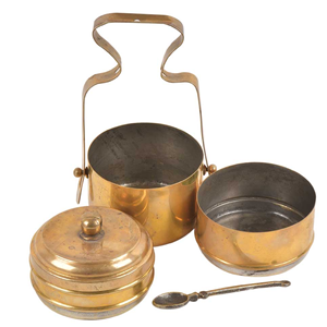 Merveilleux Design Forme Ronde En Laiton et Cuivre Pique-Nique Tiffin Box avec Poignée En Gros Stockage Des Aliments Boîte À Lunch - Product Image 1