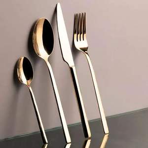 Juego de cubiertos de metal de acero inoxidable de diseño clásico para hoteles, bodas, banquetes y cocinas caseras tradicionales - Product Image 1