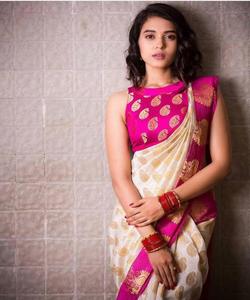 Banarasi Soie Jacquard Saree avec Chemisier Femmes Porter Dames Fête Festival Usage Quotidien Doux Coton Soie Sari En Gros Bas Prix Vêtement - Product Image 1