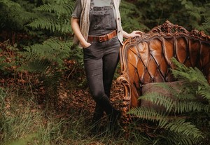 Cinturones de cuero hechos a mano personalizados hechos en Pakistán cinturones de mujer de hombre curtido vegetal - Product Image 4