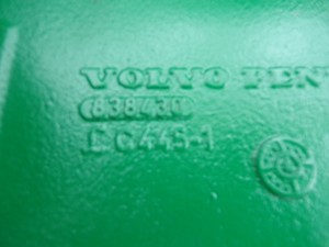 Intercambiador de calor V o l V o Penta para TAMD40 Parte #838430 agua dulce limpia usado Buen Estado - Product Image 4