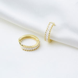 17 mm Clear Zircon Stone Baguette <b>Hoop</b> Earrings Wholesale 925 <b>Sterling</b> <b>Silver</b> Women Jewelry - Product Image 4