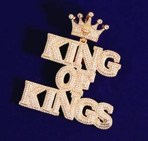 Colgante de Hip Hop de Plata de Ley 925 glamoroso, letra personalizada completamente helada con diamantes de moissanita brillantes para fiesta - Product Image 3