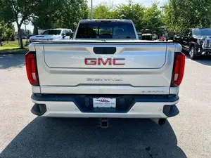 2020 GMC Sierra 3500 Denali - Product Image 3