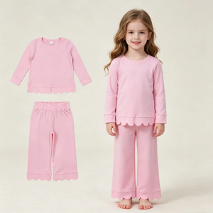Ensemble de pyjama rose à manches longues pour filles avec pantalon à ourlet festonné, vêtements de nuit confortables de couleur unie - Product Image 3
