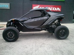 UTV Maverick R X RS Smart-Shox 4x4 de 4 Tiempos, Certificado por la EPA/Eec, con Bloqueo de Diferencial, 1000W de Potencia, Listo para Exportación, Resistente, Directo de Fábrica - Product Image 3