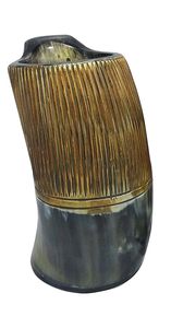 Taza de cuerno de Búfalo con asa Uso multiusos para bebidas calientes o frías Hecho a mano con textura natural y acabado vintage - Product Image 4