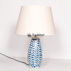 Lámpara de Mesa Moderna con Incrustaciones de Hueso, E26 AC, Iluminación LED Hecha a Mano de Primera Calidad para Decoración de Dormitorios, Tradebyd - Product Image 1