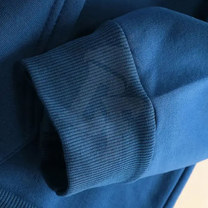 Sweat à capuche en strass de haute qualité pour hommes, conçu pour le confort et le style, idéal pour les sorties détendues et l'utilisation quotidienne - Product Image 4
