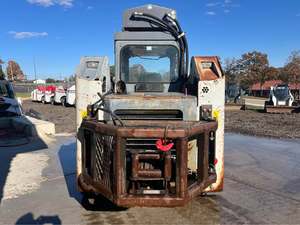 Cargadora de Orugas TAKEUCHI TL12 2015 SIN DEFECTOS, CABINA CERRADA, Cargadora Compacta, Enfriador Hidráulico de Alto Flujo, Bomba Hidráulica con Motor Kubota - Product Image 3