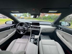 2024 G-e-n-e-s-i-s G 7 0 2,5 T Standard AWD bajo kilometraje y precio asequible en stock listo para su envío - Product Image 5