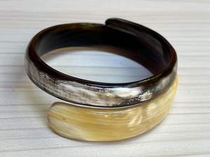 BRACELETS DE BRACELETS DE BRACELETS DE CORNE DE BUFFLE Bracelets et bracelets modernes en gros le plus récent Bracelet d'artisanat de mode - Product Image 2