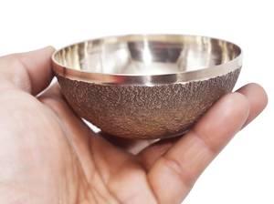 Baguette Kansa double face naturelle et originale avec manche en bois de teck, outil de massage facial pour le corps et le cou, fabriqué en usine en Inde - Product Image 2