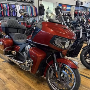 Motocicleta Cruiser Indian Pursuit Limited 2025 Lista para Usar con Paquete Premium Icon Copper en Venta - Product Image 4