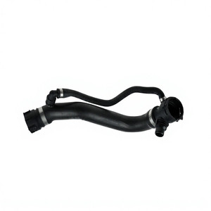 Manguera de Agua Refrigerante para Radiador de Motor para <span class=keywords><strong>BMW</strong></span> Serie 5 E60 <span class=keywords><strong>E61</strong></span> 520D <span class=keywords><strong>N47</strong></span> D20 2.0D OEM #   17127799747 7799747 - Product Image 4