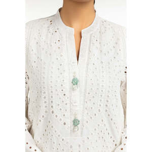 Chemise et dupatta en cambric blanc cassé à imprimé floral pour femme, avec broderie Schiffli faite main, respirante, tailles XS-XL, pour le printemps/été - Product Image 3
