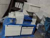 DIVINE MACHINERY SOLUTION Mesin Penghancur Sampah Plastik Industri Tugas Berat-Otomatis 30-inci Kapasitas 250 Kg/Jam 440V