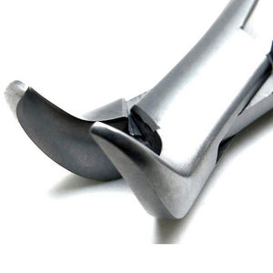 Forceps d'extraction dentaire manuels en acier inoxydable pour les molaires inférieures, équipement médical de haute qualité, Narham Enterprises - Product Image 6