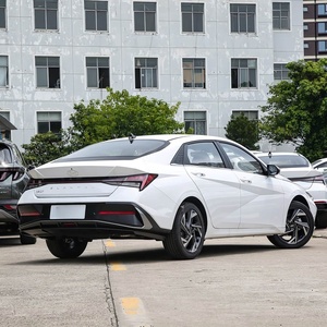 Voiture d'<span class=keywords><strong>occasion</strong></span> à l'exportation : Hyundai Elantra 1.5L CVT Luxury Edition 2023, berline à transmission <span class=keywords><strong>automatique</strong></span>, sans accident, en stock - Product Image 6