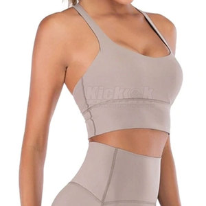 Ensemble de yoga confortable pour femmes avec motif uni, logo sur le devant, tissu extensible, respirant, séchage rapide pour le yoga quotidien et les étirements - Product Image 3