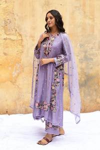 Bollywood Style Salwar Suit <b>Light</b> Purple Color in Faux Georgette Fabric With Embroidery <b>Work</b> For Weddings and Parties Occasions - Product Image 2