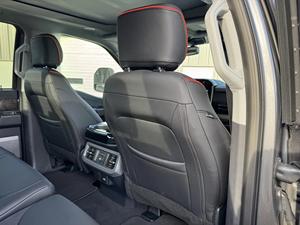 Ford F-250 Super Duty Crew Cab 4x4 2024, Limpia y Confiable - Product Image 6