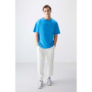 Camiseta de Hombre 100% Algodón, Color Azul Petróleo, Gruesa, Suave, Texturizada, Corte Holgado, Estampada con Tela de Punto -88361 - Product Image 4