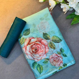 คอลเลกชั่นส่าหรีลายดอกไม้ดีไซน์ล่าสุดผ้าแบแบบนิ่มและงานมือมุกสำหรับงานปาร์ตี้และงานเทศกาล - Product Image 1