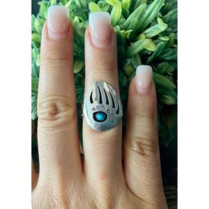 Navajo Handmade Kingman Turquoise & Sterling <b>Silver</b> Bear Claw <b>Ring</b> <b>Boho</b> Marquise Style Fine Jewelry for Everyday Wear Size 7.75 - Product Image 2