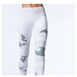 Venta al por mayor de tallas grandes estampado Legging mujeres estrellas impresión Leggings cintura elástica pantalones elasticidad estrellas Tie Dye mallas de las mujeres - Product Image 1