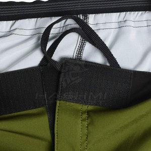 Vêtements de fitness professionnels pour l'entraînement actif, shorts MMA conçus pour la respirabilité et la mobilité - Product Image 5