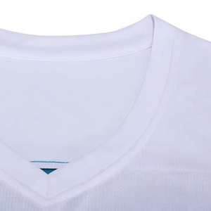 Ensemble d'uniformes de basketball unisexe personnalisé de haute qualité, 100% polyester, sans manches, séchage rapide, respirant, violet multicolore - Product Image 4