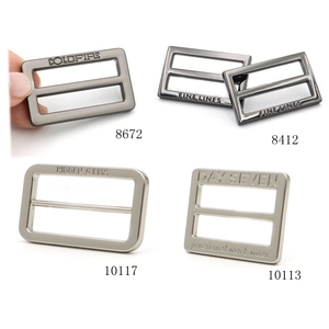 Hebilla cuadrada con logo grabado a medida para bolsos, hebilla rectangular con anillo para correas <span class=keywords><strong>de</strong></span> bolso, venta al por mayor <span class=keywords><strong>de</strong></span> fábrica OEM - Product Image 2