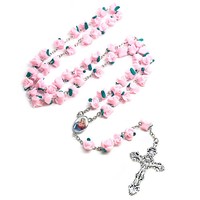 Collier religieux pour enfants avec assurance commerciale, chapelet catholique, pendentif crucifix, perles en argile polymère en forme de rose bleue