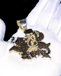 Collar con colgante grabado floral para mujer - Product Image 2